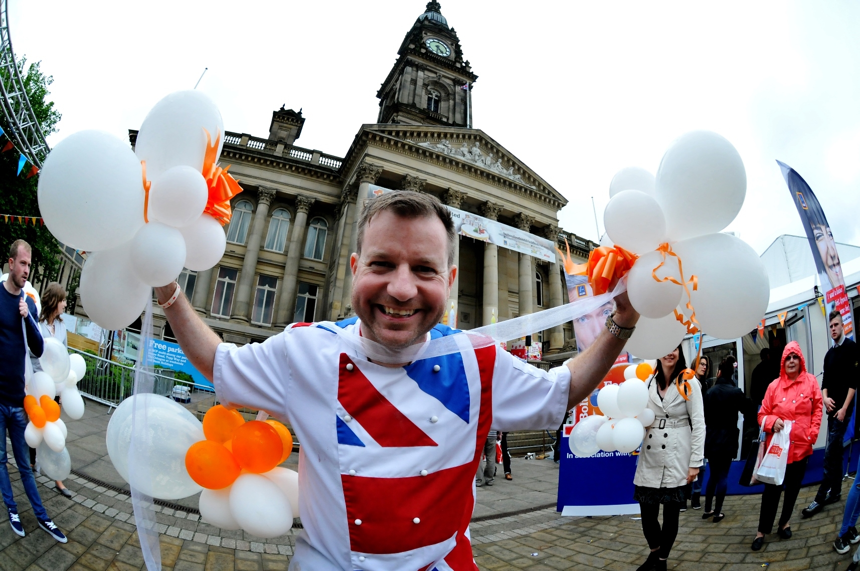 The 10th annual Bolton Food and Drink Festival, Victoria Square, Bolton, Lancashire. Chef Andrew Nutter leads the Conga to close the festival. Picture by Paul Heyes, Monday August 31, 2015.
